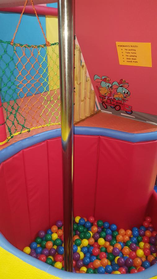 מואלבואל Mj'S Residences Garden Hotel מראה חיצוני תמונה